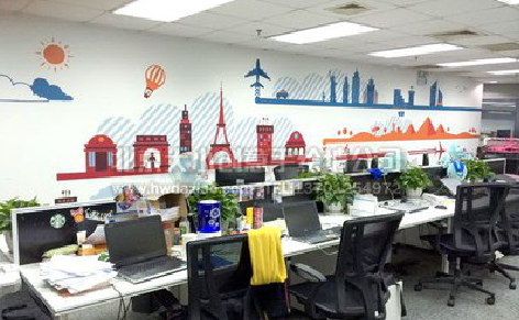 福贡教你设计办公室墙绘的方法。