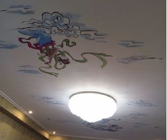 福贡如何快速绘制天花板上的手绘墙？