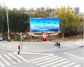 福贡户外大屏广告投放要点。